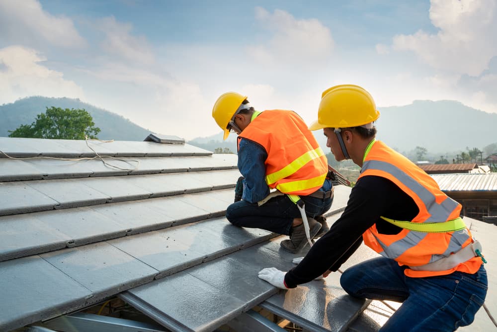 roof repair in Forest Lake IL